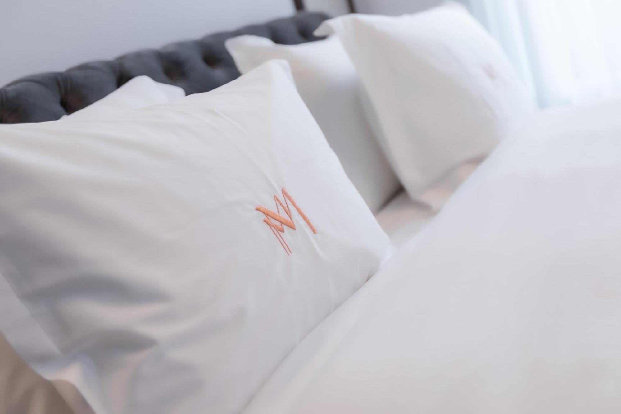 Mert Boutique Hotel Korce Buitenkant foto